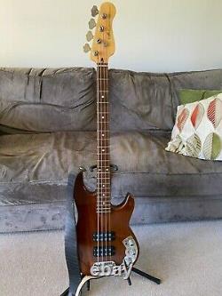 G&L 2000 E Series Active Bass Guitar with Hard Case, VGC