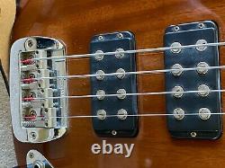 G&L 2000 E Series Active Bass Guitar with Hard Case, VGC