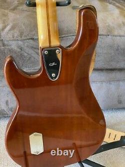 G&L 2000 E Series Active Bass Guitar with Hard Case, VGC