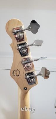 G&L Tribute series Fallout short scale bass guitar. Superb condition