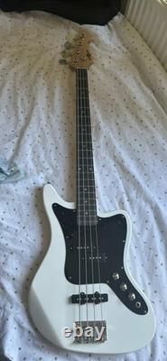 Gear4Music electric bass guitar bundle with amp, bag, cables Gear4Music electric bass guitar bundle with amp, bag, cables