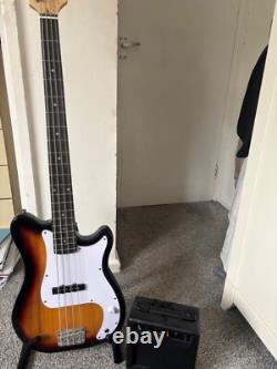Gear4music 3/4 Bass Guitar with 15W Amp Pack Sunburst