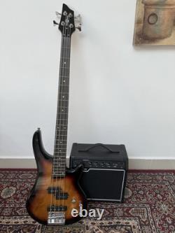 Gear4music Chicago Bass Guitar with 15W Amp, Sunburst