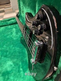 Guild B302 Bass Guitar with Hard Case