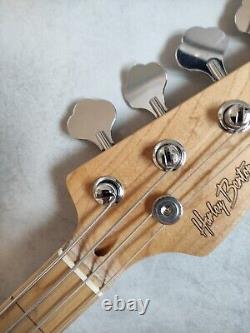 Harley Benton modified Fretless Bass Stingray copy