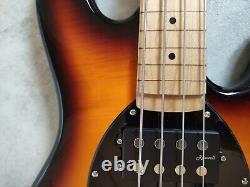 Harley Benton modified Fretless Bass Stingray copy