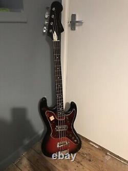 Harmony h25 vintage 1960s bass guitar Red Burst