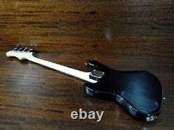 Haze 1/2 Size 4-String Electric Bass Guitar, Jet Black, S-S +Free Bag SBG-387BK