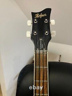 Hofner 500/1 CT violin bass RED with Hofner carry Bag in excellent condition