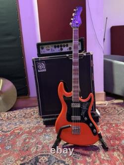 Hofner Artist Reissue Bass Guitar Vintage red
