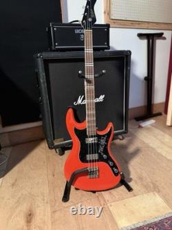 Hofner Artist Reissue Bass Guitar Vintage red