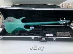 Hohner B Bass V 5 String Electric Bass Guitar Active with Hard Shell Case