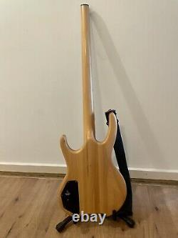 Hohner The Jack Custom Headless Bass Guitar