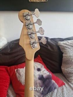 Hohner Vintage 4 String Electric Bass Guitar(s) x 2 -Red Marlin & White Axe