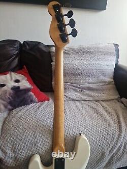 Hohner Vintage 4 String Electric Bass Guitar(s) x 2 -Red Marlin & White Axe