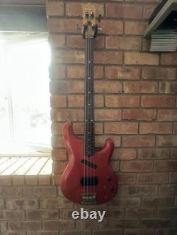 Ibanaz Roadstar II series Bass Guitar (Red)