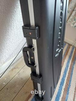 Ibanez 5 String Bass Black With Case