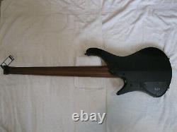 Ibanez EHB1005 Headless 5-String Bass Guitar with Gigbag Mint
