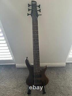 Ibanez Gio 6 string bass GSR206B