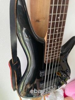 Ibanez SR305 Black 5 String Electric Bass Guitar WithGig Bag Used Product