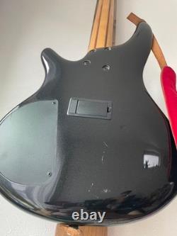 Ibanez SR305 Black 5 String Electric Bass Guitar WithGig Bag Used Product