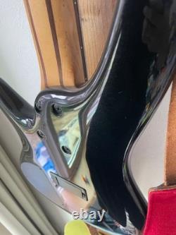 Ibanez SR305 Black 5 String Electric Bass Guitar WithGig Bag Used Product