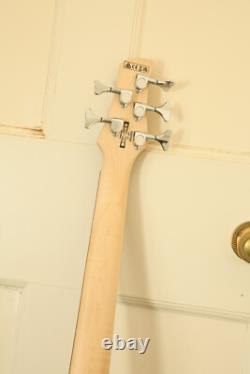 Ibanez-gsr205bk Bass Guitar 5 String + Bass Guitar Case