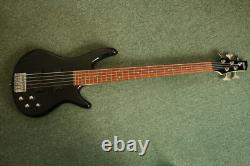 Ibanez-gsr205bk Bass Guitar 5 String + Bass Guitar Case