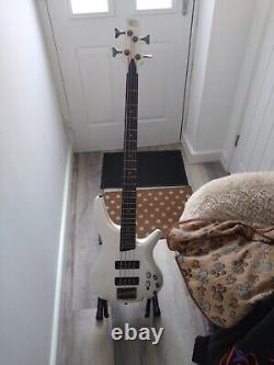Ibanez sr300E bass guitar