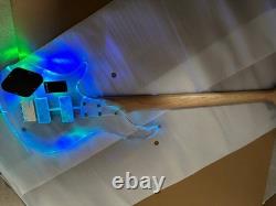 It's a very stylish electric bass