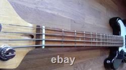 Jazz Bass guitar used 4 string