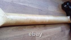 Jazz Bass guitar used 4 string