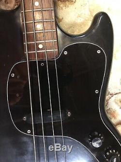 Late 1970s Fender Musicmaster Electric Bass Guitar Vintage USA Black
