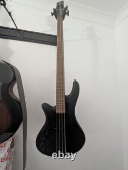 Left Handed Schecter Stiletto 4 Bass with Hardcase