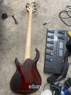 Marcus Miller M7 Bass Guitar Fretless 5 strings mint condition