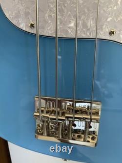 Modified Squire by Fender sonic Bronco bass with a difference