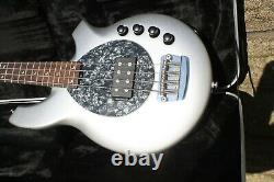 Music Man Bongo Bass Guitar 4H original Hard case almost mint
