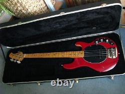 Musicman Stingray bass 1987 2eq with original case