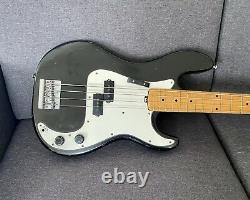 Musima p-bass guitar. Black. Vintage made in Germany 70's/80's
