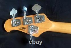 OLP MM2 Stingray Ernie Ball Music Man good conditions