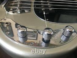 OLP MM2 Stingray Ernie Ball Music Man good conditions