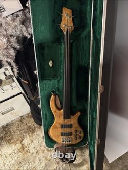 Overwater Progress 4string Active Fretless Bass