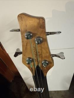Overwater Progress 4string Active Fretless Bass