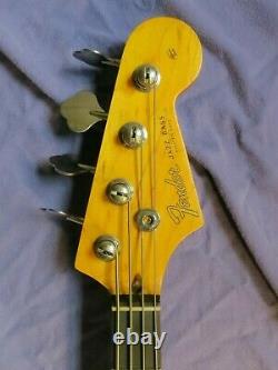Partscaster Jazz Bass, Fender neck, alder body, road-worn, tobacco sunburst