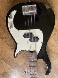 Peavey Milestone BXP Electric Bass and Peavey Max 126 Bass Christmas bundle