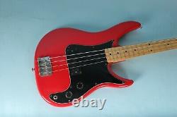 Peavey Patriot USA Bass Guitar Red with Peavey Contour Case