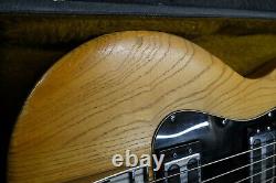 Peavey T-40 Bass Guitar Vintage 1970's Made in USA, with hard case