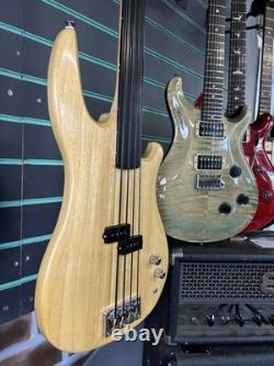 Rees Big F Light Fretless Bass Gloss Natural Fretless Electric Bass Guitar
