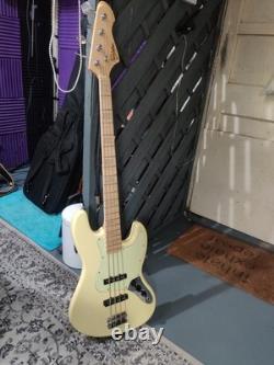 Revelation RBJ67 Bass Guitar Great Condition