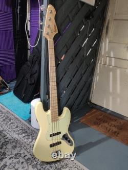 Revelation RBJ67 Bass Guitar Great Condition